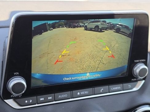 Used 2024 Nissan Sentra SR FWD image 19