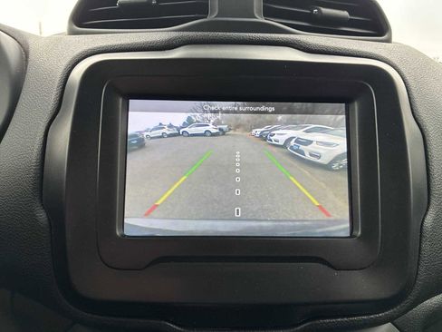 Certified 2018 Jeep Renegade Trailhawk w/ Cold Weather Group II image 22