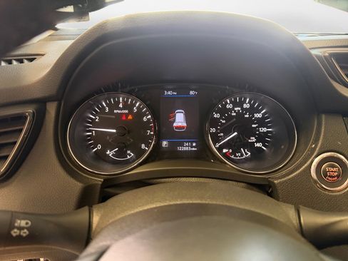 Used 2019 Nissan Rogue SL w/ Premium Package AWD/4WD image 14