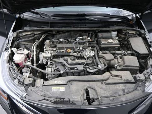Used 2024 Toyota Corolla LE FWD image 12
