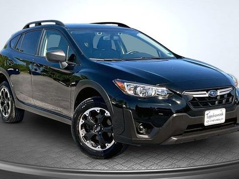 Used 2023 Subaru Crosstrek 2.0i AWD/4WD image 3