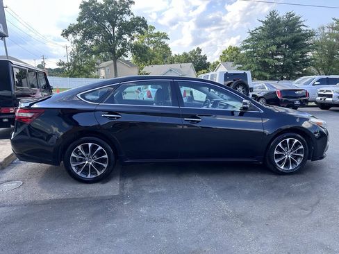 Used 2017 Toyota Avalon XLE FWD image 8