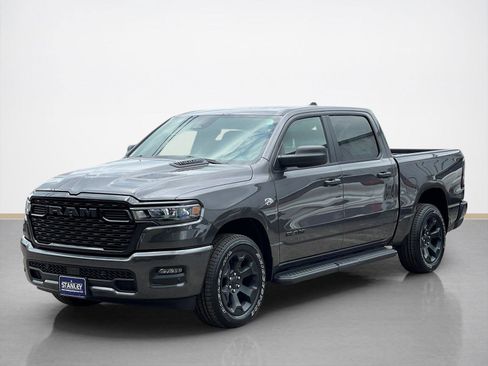 New 2026 RAM 1500 Express AWD/4WD image 3