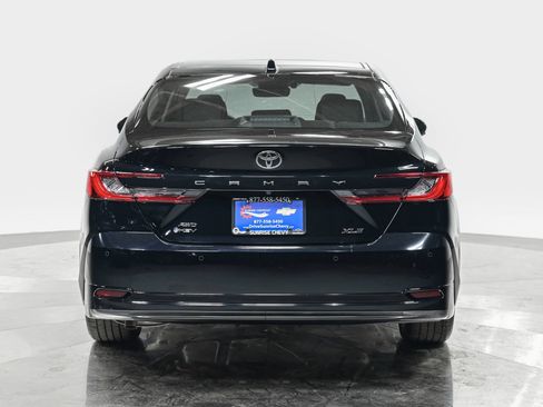 Used 2026 Toyota Camry XLE w/ Premium Plus Package AWD/4WD image 5