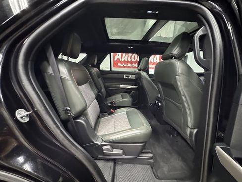 Used 2022 Ford Explorer Timberline w/ Timberline Technology Package image 13