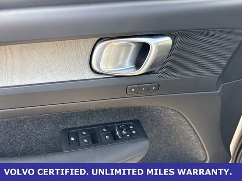 Certified 2025 Volvo XC40 B5 Core image 15
