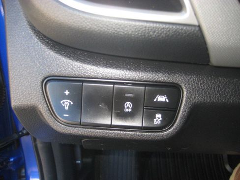 Used 2022 Kia Seltos LX image 15