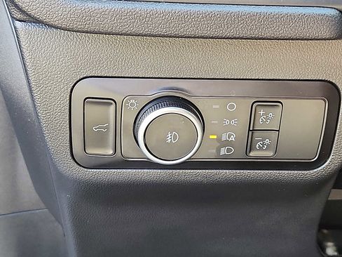 Used 2025 Ford Escape ST-Line Select image 26