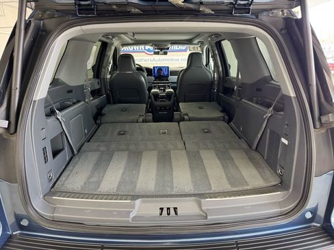 Used 2019 Lincoln Navigator Reserve w/ Cargo Package AWD/4WD image 8