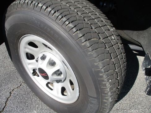 Used 2024 GMC Sierra 3500 Pro w/ Convenience Package image 20