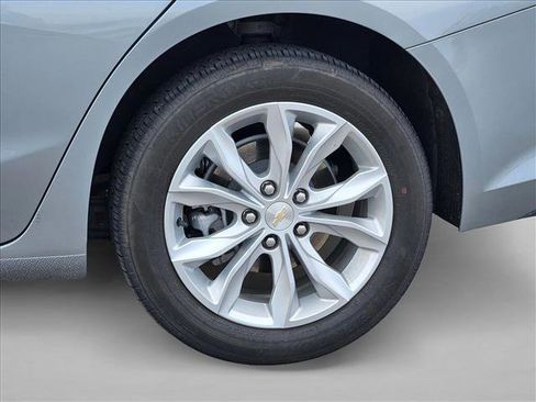 Used 2025 Chevrolet Malibu LT FWD image 15