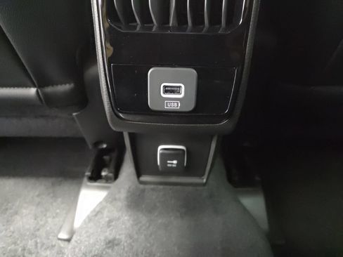 New 2026 Jeep Compass Limited AWD/4WD image 32