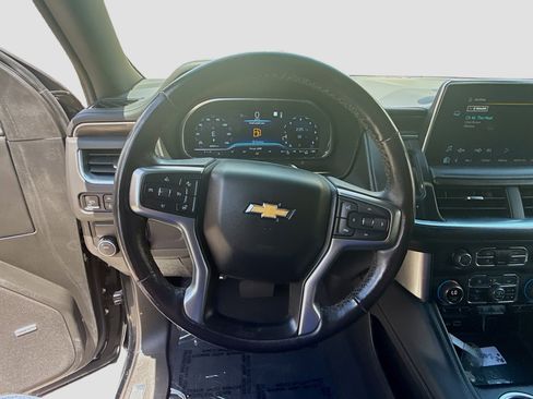 Used 2022 Chevrolet Tahoe LT w/ Luxury Package RWD image 8