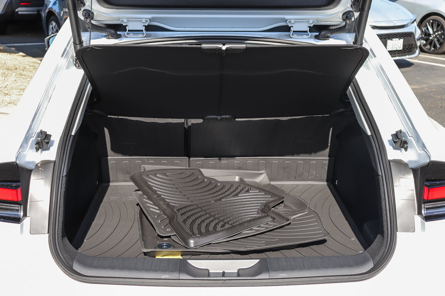 New 2027 Toyota Prius Limited w/ Limited Premium Package FWD image 25