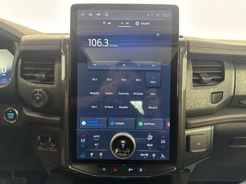 Used 2024 Ford Expedition Max Limited AWD/4WD image 16