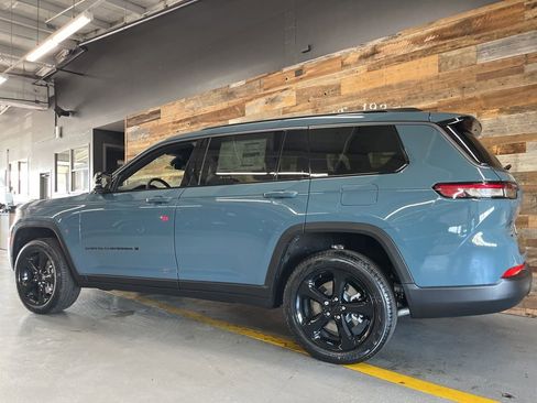 New 2026 Jeep Grand Cherokee L Limited AWD/4WD image 19