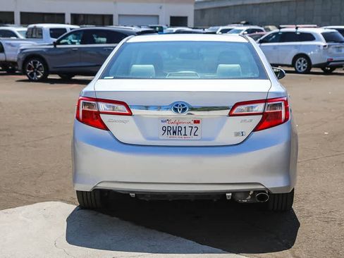 Used 2014 Toyota Camry XLE w/ Fleet Convenience Package FWD image 5