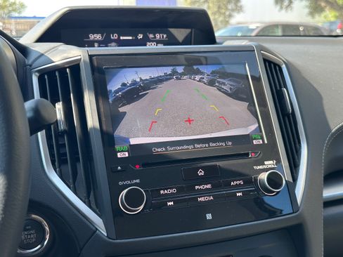 Used 2020 Subaru Impreza 2.0i Limited w/ Popular Package #2 image 19