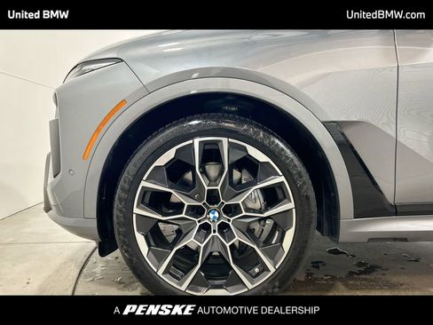 Used 2023 BMW X7 xDrive40i w/ M Sport Package image 10