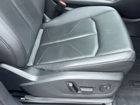 Used 2022 Audi Q3 2.0T Premium image 46