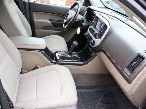 Used 2016 GMC Canyon SLE w/ SLE Convenience Package image 13