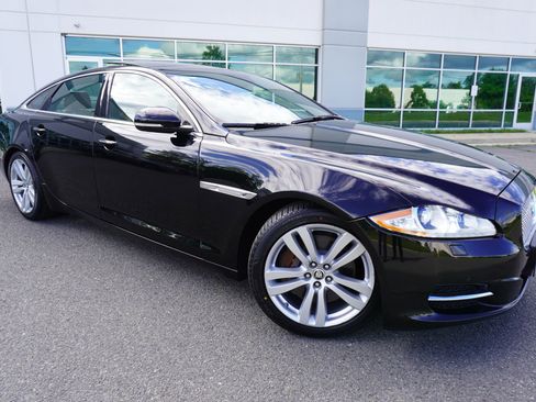 Used 2013 Jaguar XJ L Portfolio AWD/4WD image 1