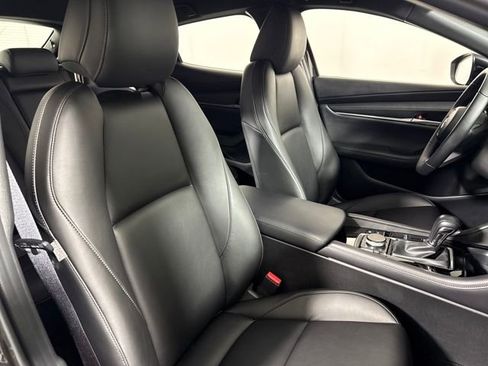 Certified 2025 MAZDA MAZDA3 s Sport image 10