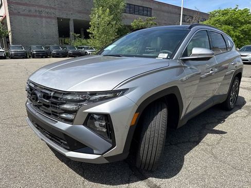 New 2026 Hyundai Tucson Limited AWD/4WD image 3