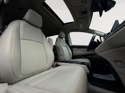 Certified 2025 Honda Odyssey EX-L image 23