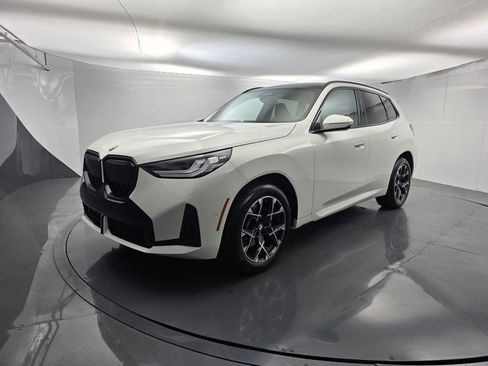 Used 2025 BMW X3 xDrive30i w/ M Sport Package AWD/4WD image 8