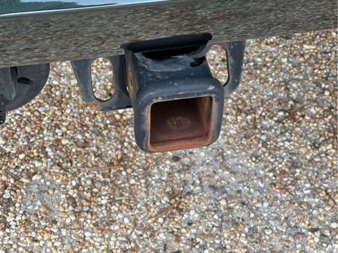 Used 2013 Chevrolet Avalanche LT image 18