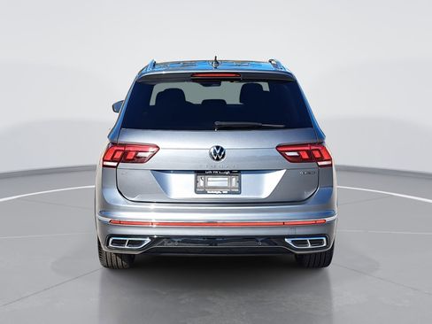 Certified 2024 Volkswagen Tiguan SEL R-Line image 4