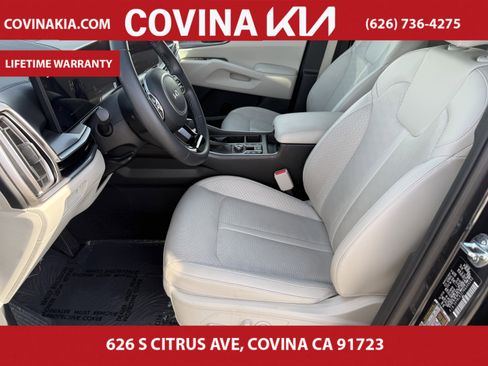 Certified 2024 Kia Sorento S w/ Panoramic Sunroof Package image 14