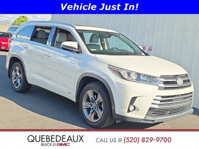 Used 2017 Toyota Highlander Limited Platinum