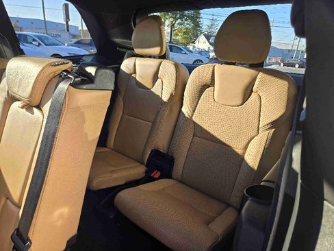 Used 2018 Volvo XC90 T6 Inscription w/ Protection Package image 11