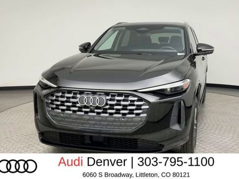 Used 2025 Audi Q5 Premium w/ Convenience Package AWD/4WD image 7