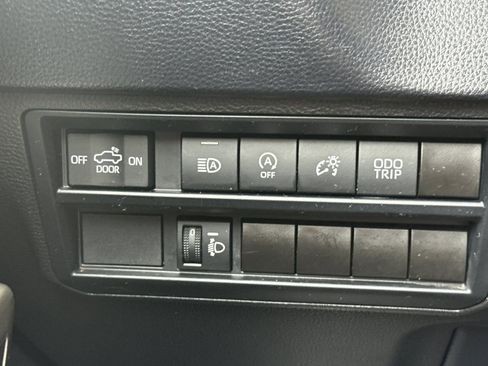 Used 2023 Toyota Tundra SR5 w/ TRD Off-Road Package image 31