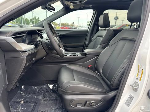 New 2026 Jeep Cherokee Laredo AWD/4WD image 4