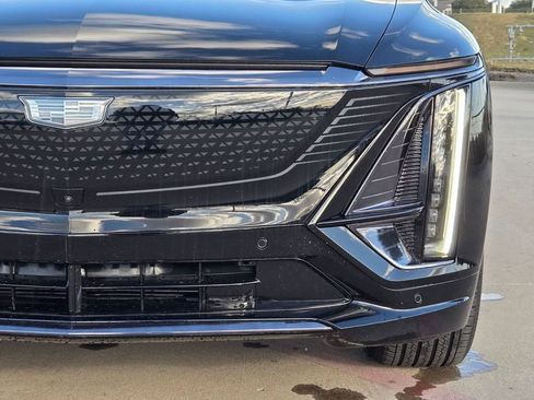 New 2026 Cadillac Lyriq Sport image 6