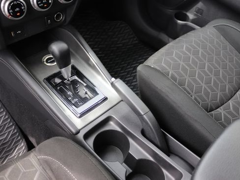 Used 2023 Mitsubishi Outlander Sport SE AWD/4WD image 26
