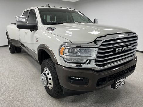 Used 2024 RAM 3500 Limited w/ Safety Group AWD/4WD image 2
