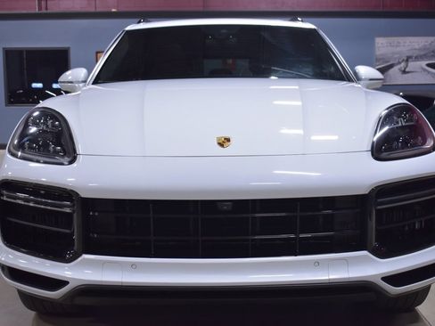 Used 2023 Porsche Cayenne Turbo w/ Premium Package Plus image 5