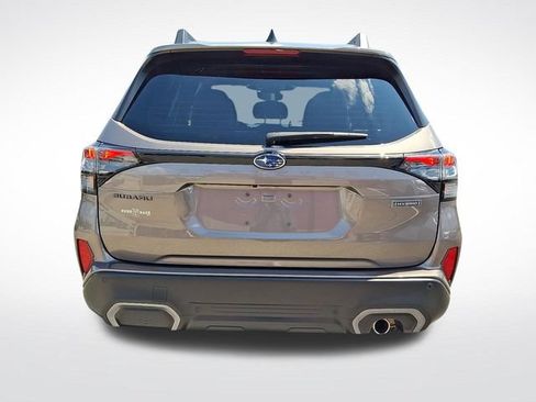 Used 2025 Subaru Forester Limited AWD/4WD image 5