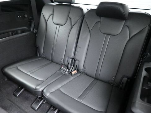 Used 2023 Kia Sorento SX AWD/4WD image 21