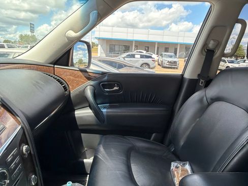 Used 2017 INFINITI QX80 2WD image 19