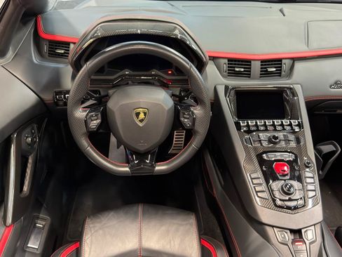 Used 2019 Lamborghini Aventador S AWD/4WD image 14
