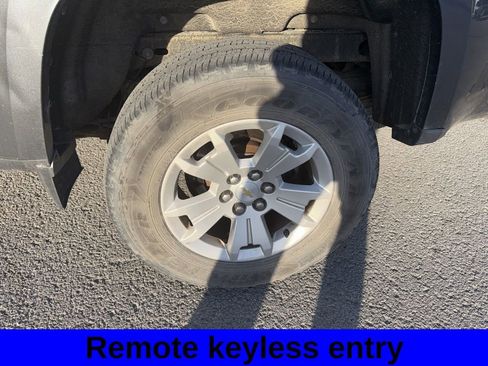 Used 2017 Chevrolet Colorado LT w/ Luxury Package, Chrome image 9