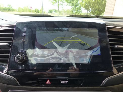 Used 2025 Honda Passport TrailSport image 36
