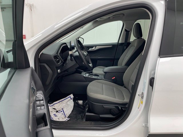 Used 2021 Ford Escape SE w/ Cold Weather Package AWD/4WD image 14