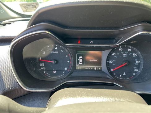 Used 2022 Chevrolet TrailBlazer LT FWD image 19